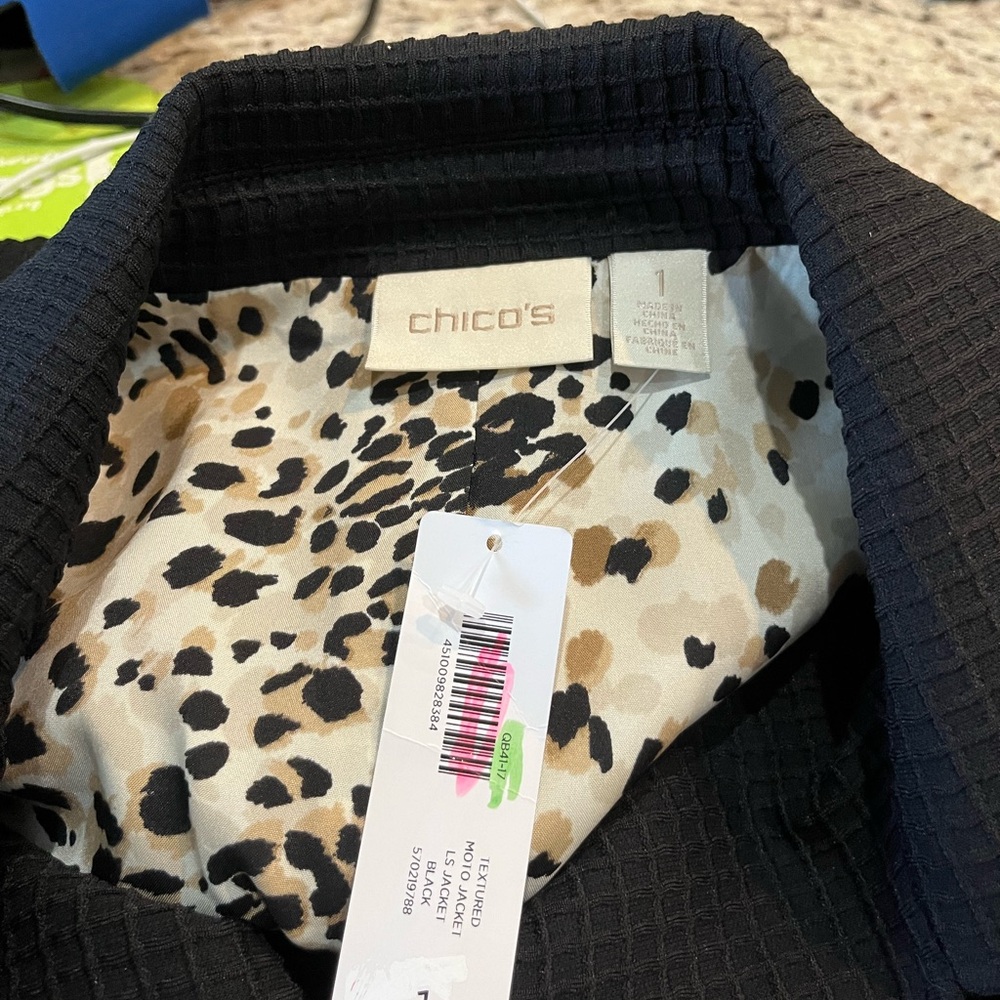 Beautiful NEW Chicos jacket - Picture 8 of 8
